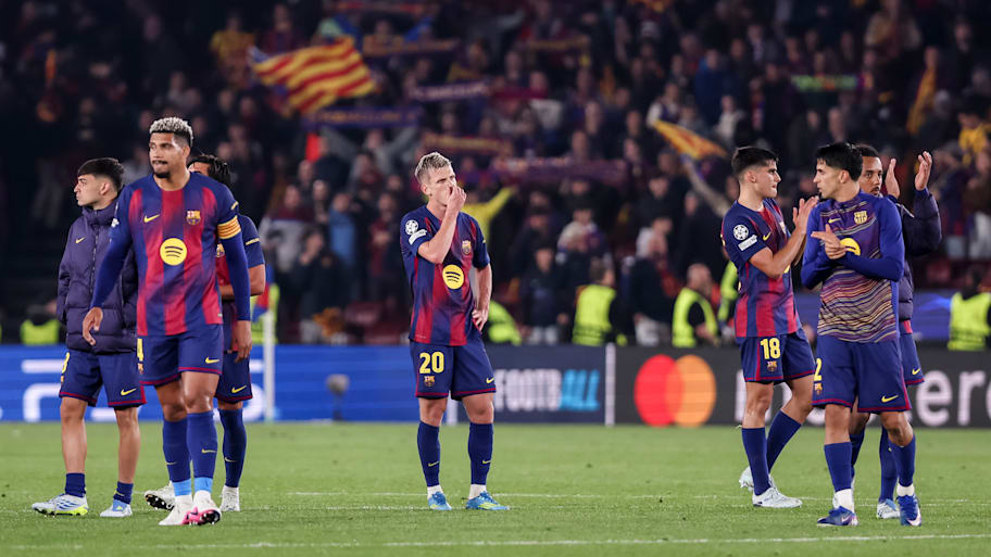 Barcelona players after the first leg. 