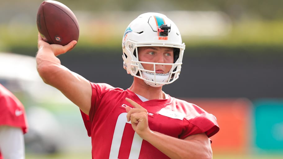 Miami Dolphins quarterback Zach Wilson (0) throws the football during training camp at Baptist Health Training Complex.  | Sam Navarro-Imagn Images