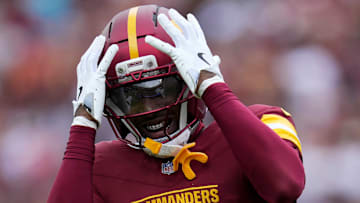 Washington Commanders cornerback Trey Amos