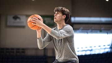 Gonzaga Bulldogs guard Mario Saint-Supery