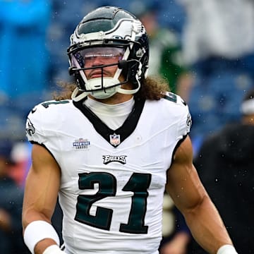 Philadelphia Eagles safety Sydney Brown (21).