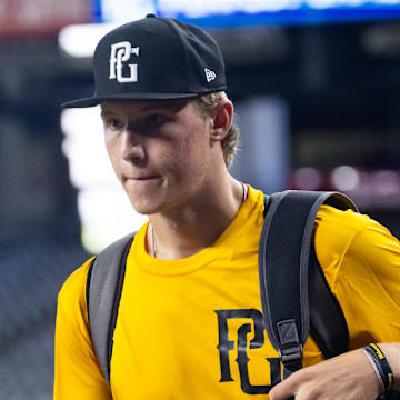 Peter Kussow, a former pitcher for Arrowhead High School (Wisconsin), was selected by the New York Mets in the fourth round of the MLB Draft on Monday.