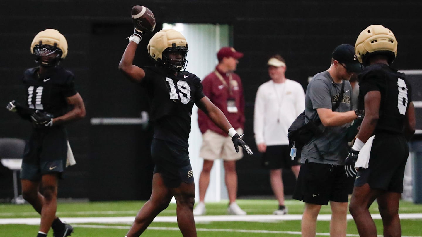 Big Ten Commissioner Visits Purdue Football Practice