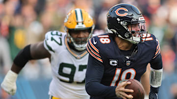 Green Bay Packers v Chicago Bears