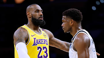 Minnesota Timberwolves v Los Angeles Lakers
