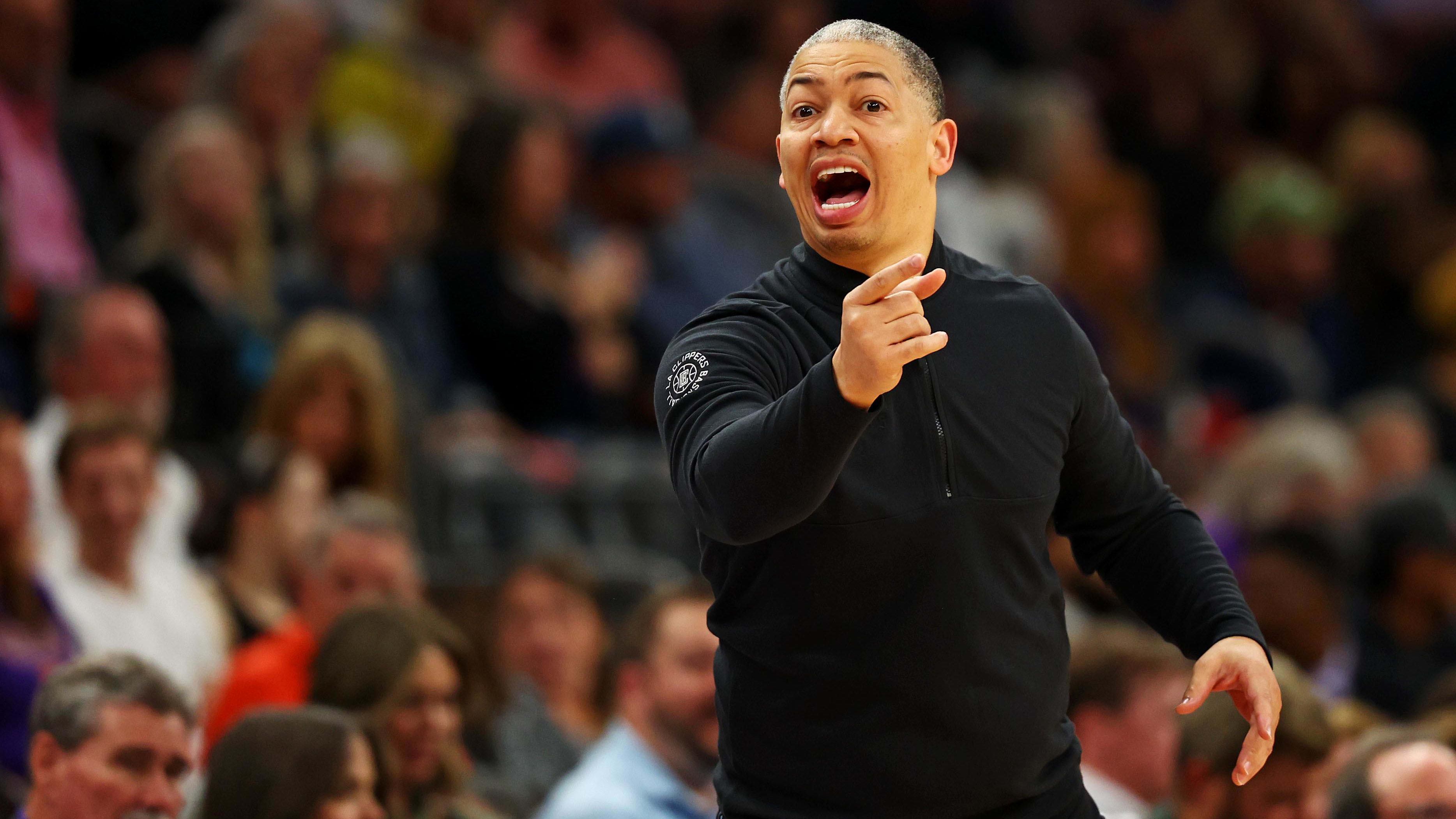 Clippers coach Tyronn Lue calls out to his team