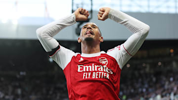William Saliba prolonge avec Arsenal.