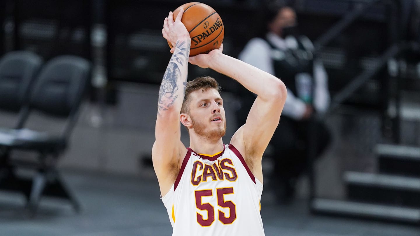 Cavaliers’ Trades, Salary Rules Hinder Eastern Conference Contention