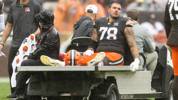 Sep 10, 2023; Cleveland, Ohio, USA; Cleveland Browns offensive tackle Jack Conklin (78) rides the medical cart back to the lo