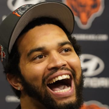 Chicago Bears rookie Caleb Williams speaks with the media at a press conference.