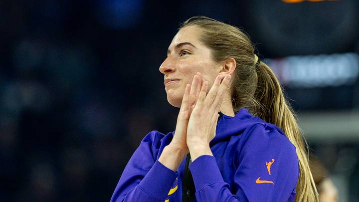 Jun 15, 2026; San Francisco, California, USA; Los Angeles Sparks guard Kate Martin (21) thanks the crowd for her welcome before the game against the Golden State Valkyries in a Commissioner’s Cup game at Chase Center. Mandatory Credit: Robert Kupbens-Imagn Images