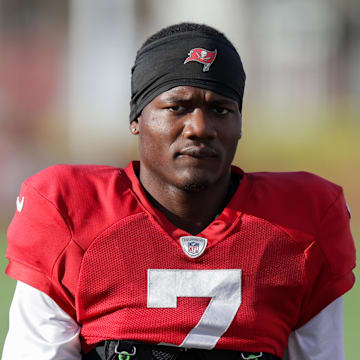 Tampa Bay Buccaneers running back Bucky Irving (7) participates in training camp at AdventHealth Training Center. 