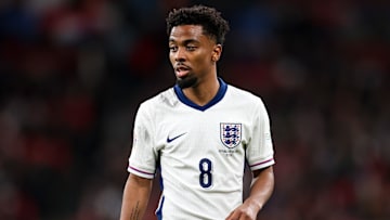 Angel Gomes - Angleterre
