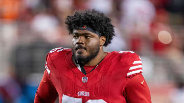 San Francisco 49ers guard Jaylon Moore (76)