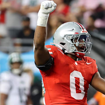 Ohio State Buckeyes linebacker Sonny Styles celebrates a tackle for loss during the second quarter against the Ohio Bobcats