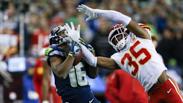 Dec 23, 2018; Seattle, WA, USA; Seattle Seahawks wide receiver Tyler Lockett (16) catches a 45-yard pass against Kansas City Chiefs cornerback Charvarius Ward (35) during the fourth quarter at CenturyLink Field. Mandatory Credit: Joe Nicholson-Imagn Images