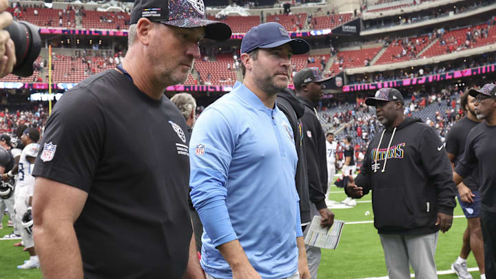 Sep 28, 2025; Houston, Texas, USA; Tennessee Titans head coach Brian Callahan walks off the field after the game against the Houston Texans at NRG Stadium. Mandatory Credit: Troy Taormina-Imagn Images Sep 28, 2025; Houston, Texas, USA; Tennessee Titans head coach Brian Callahan walks off the field after the game against the Houston Texans at NRG Stadium. Mandatory Credit: Troy Taormina-Imagn Images