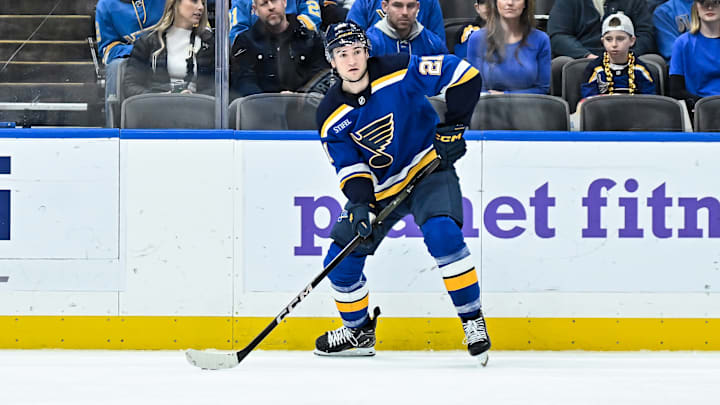 NHL: NOV 29 Mammoth at Blues