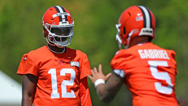 Dillon Gabriel Shedeur Sanders Cleveland Browns Quarterback Rookie Joe Flacco Kenny Pickett NFL Training Camp Oregon Ducks