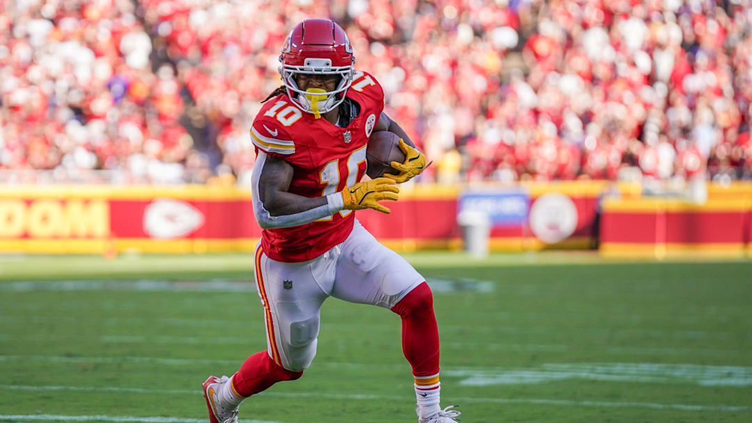Sep 28, 2025; Kansas City, Missouri, USA; Kansas City Chiefs running back Isiah Pacheco (10) runs the ball against the Baltimore Ravens during the game at GEHA Field at Arrowhead Stadium. Mandatory Credit: Denny Medley-Imagn Images Sep 28, 2025; Kansas City, Missouri, USA; Kansas City Chiefs running back Isiah Pacheco (10) runs the ball against the Baltimore Ravens during the game at GEHA Field at Arrowhead Stadium. Mandatory Credit: Denny Medley-Imagn Images