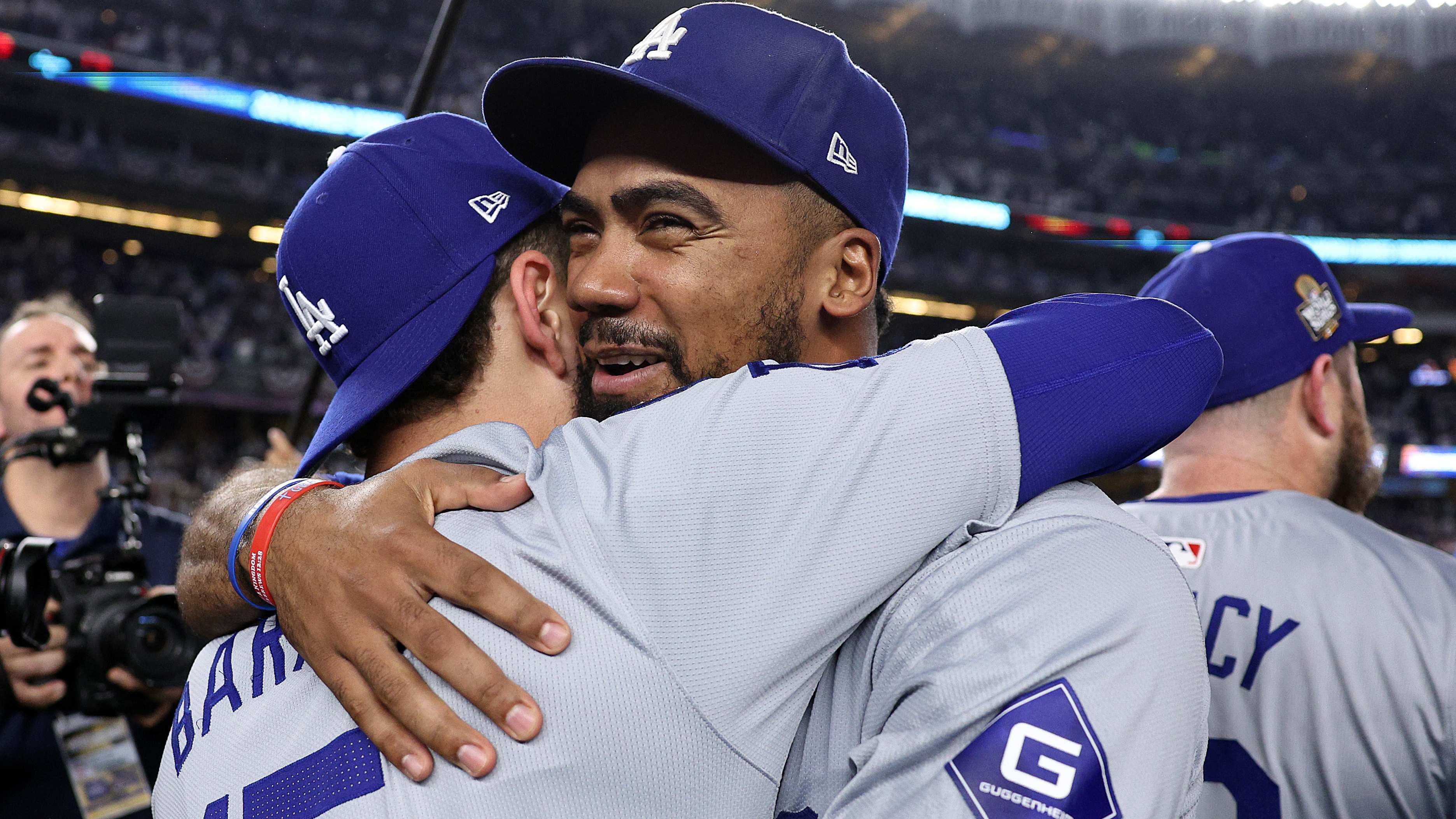 Wild rumor hints Yankees' Teoscar Hernández signing imminent at Winter Meetings