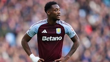 Jhon Duran, avec Aston Villa