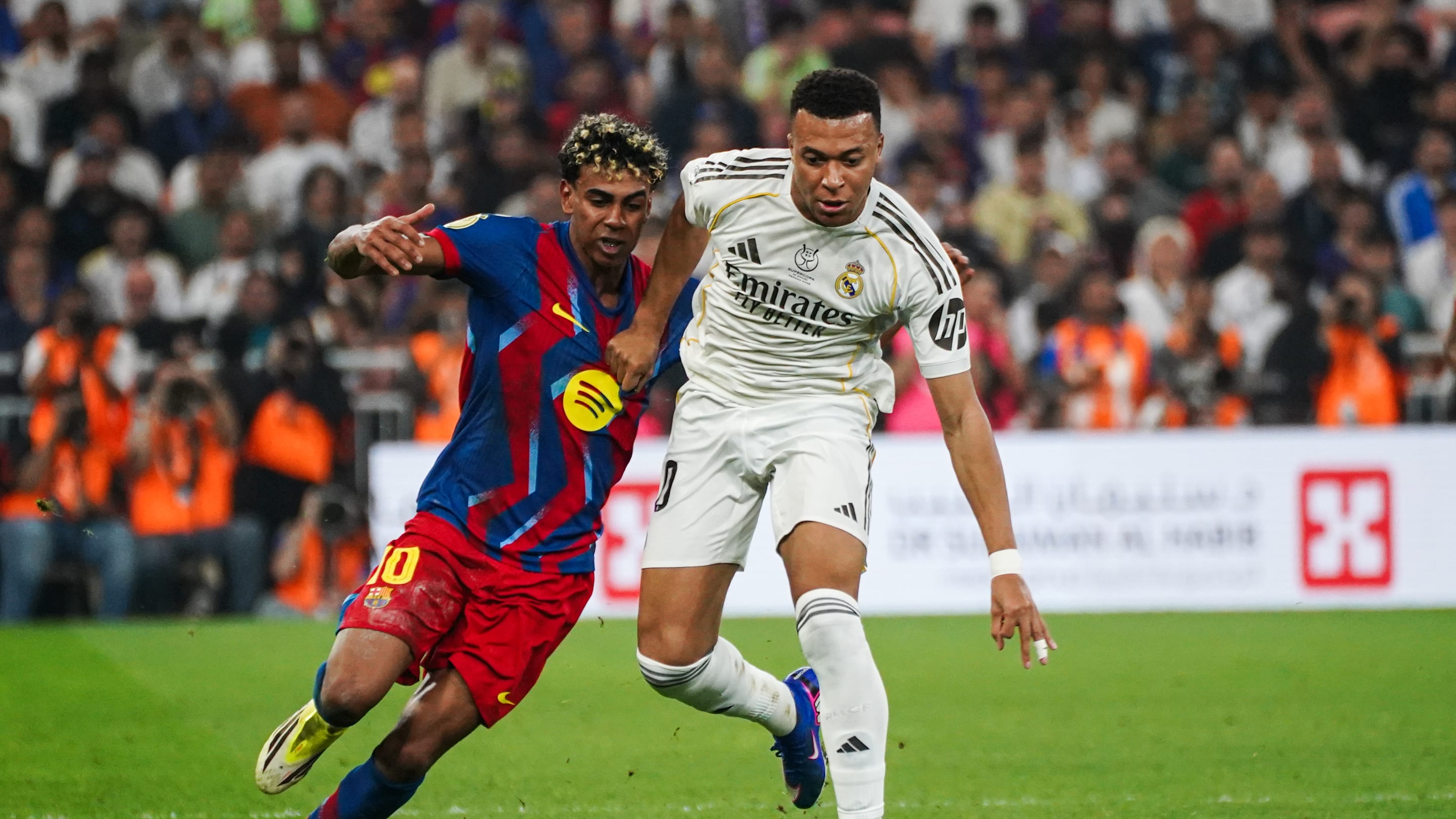FC Barcelone - Real Madrid : Le craquage fou d’Omar Da Fonseca et Benjamin Da Silva, cagoulés en Yamal et Mbappé