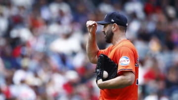 Houston Astros v Los Angeles Angels