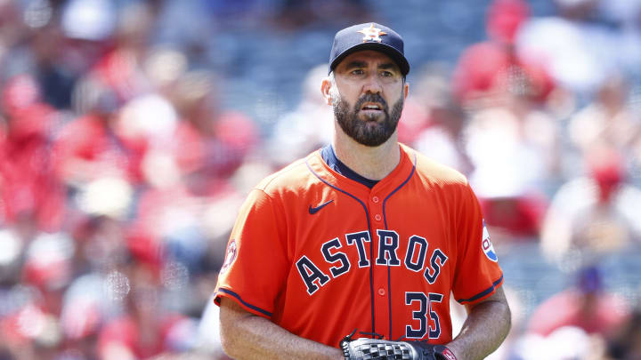 Houston Astros v Los Angeles Angels