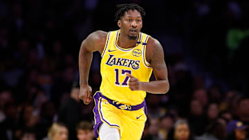 Cleveland Cavaliers v Los Angeles Lakers