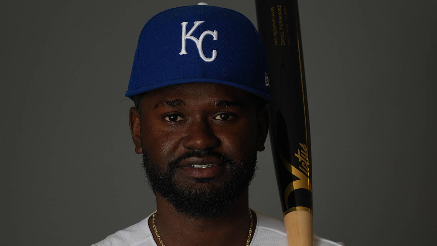 KC Royals reinstate Diego Hernandez, Josh Taylor lands on 60-day IL - Vimarsana News