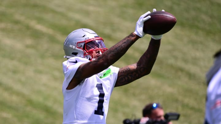 Jun 12, 2024; Foxborough, MA, USA;  New England Patriots wide receiver Ja'Lynn Polk (1) makes a catch at minicamp at Gillette Stadium.  Mandatory Credit: Eric Canha-USA TODAY Sports