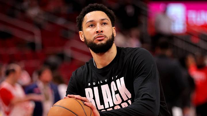 Brooklyn Nets guard Ben Simmons (10) warms up prior to the game against the Houston Rockets at Toyota Center on Feb. 1, 2025.