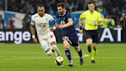 L'Olympique de Marseille a proposé à la vente des produits estampillés PSG. 