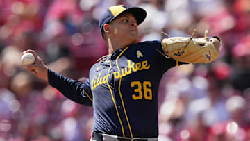 Milwaukee Brewers v Cincinnati Reds