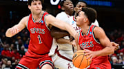 St. Mary's Gaels guard Jordan Ross looks for a shot  against Alabama in the NCAA Tournament. 