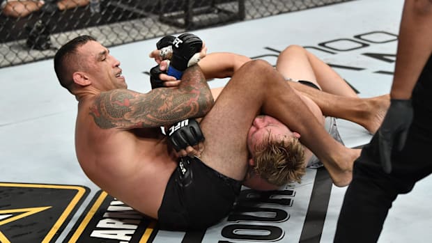 Fabricio Werdum submitting Alexander Gustafsson