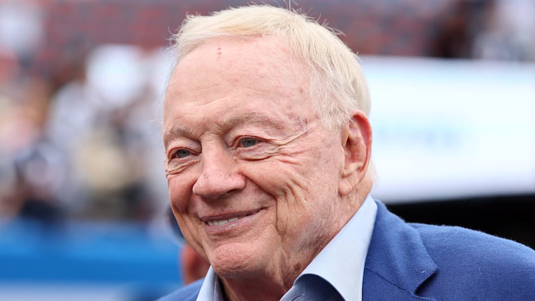 Dallas Cowboys owner Jerry Jones