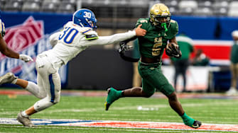 St. Joseph Regional plays Donovan Catholic in a football game at MetLife Stadium East Rutherford, NJ on Friday September 30, 2022. SJR #6 Za  eir Day. DC #30 Hunter Johnson and SJR #6 Za  eir Day.

Football St Joseph Plays Donovan Catholic