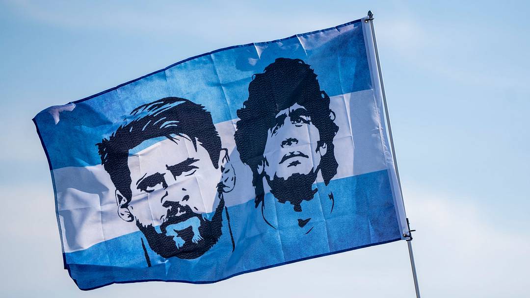 Jun 25, 2024; East Rutherford, NJ, USA; A flag with Argentina's Lionel Messi and Diego Maradona flies outside MetLife Stadium Jun 25, 2024; East Rutherford, NJ, USA; A flag with Argentina's Lionel Messi and Diego Maradona flies outside MetLife Stadium