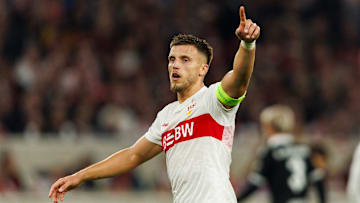 Ermedin Demirovic fehlt seit Anfang Oktober verletzt Ermedin Demirovic fehlt seit Anfang Oktober verletzt