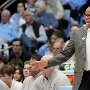 UNC basketball head coach Hubert Davis