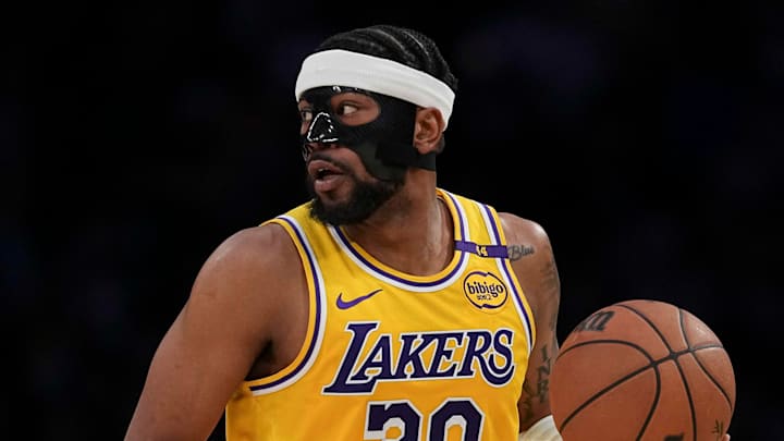 Golden State Warriors v Los Angeles Lakers