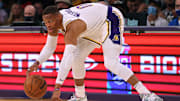 Russell Westbrook explotó al final del juego de los Lakers ante el Thunder 