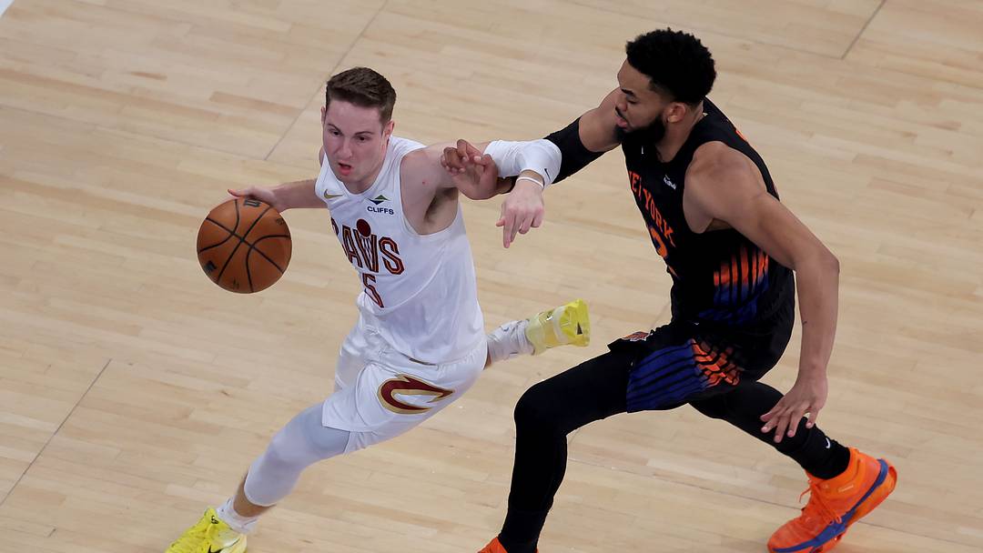 May 21, 2026; New York, New York, USA; Cleveland Cavaliers guard Sam Merrill (5) controls the ball against New York Knicks center Karl-Anthony Towns (32) during the second quarter of game two of the eastern conference finals during the 2026 NBA playoffs at Madison Square Garden. Mandatory Credit: Brad Penner-Imagn Images May 21, 2026; New York, New York, USA; Cleveland Cavaliers guard Sam Merrill (5) controls the ball against New York Knicks center Karl-Anthony Towns (32) during the second quarter of game two of the eastern conference finals during the 2026 NBA playoffs at Madison Square Garden. Mandatory Credit: Brad Penner-Imagn Images