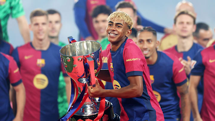 FC Barcelona v Villarreal CF - La Liga EA Sports