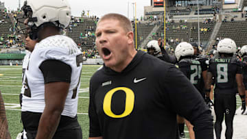 Oregon defensive coordinator and Cal alumnus Tosh Lupoi 