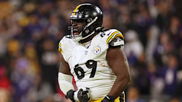 Pittsburgh Steelers v Baltimore Ravens