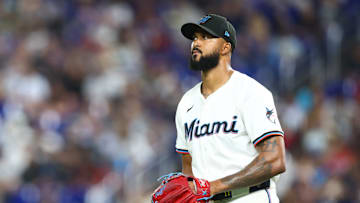 Los Angeles Dodgers v Miami Marlins