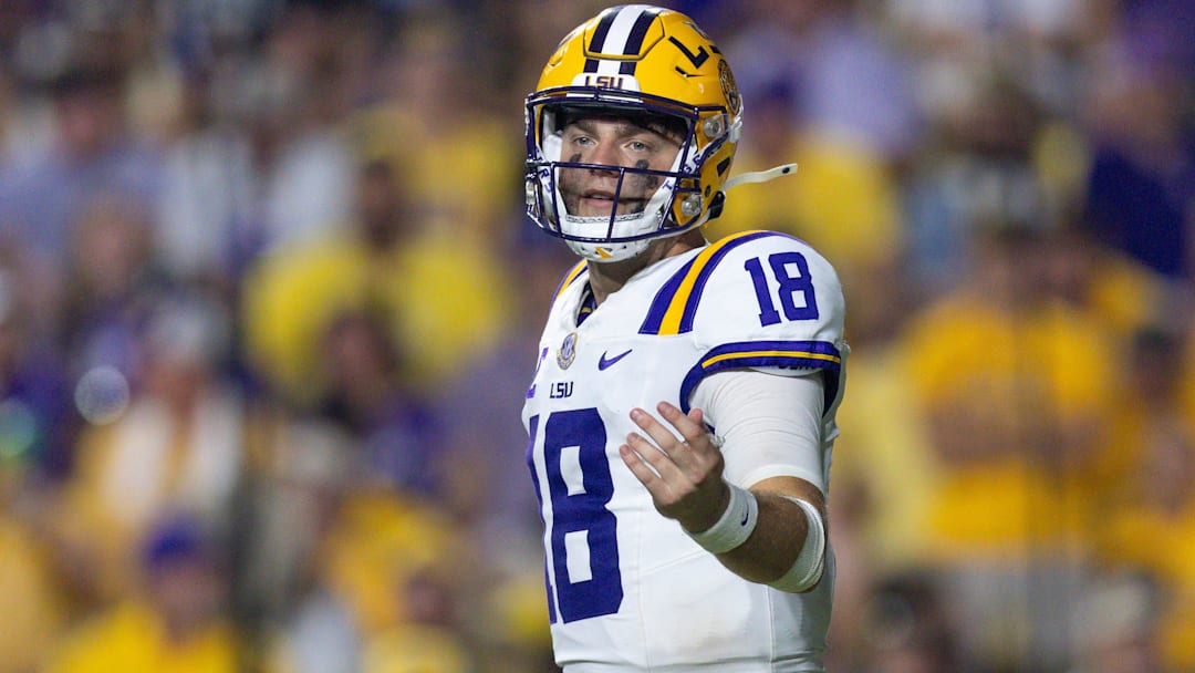 LSU Tigers quarterback Garrett Nussmeier against the Florida Gators during the second half at Tiger Stadium.